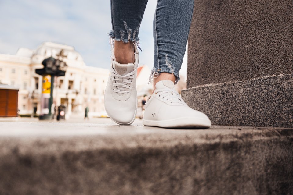 zapatos minimalistas mujer